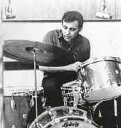 hal blaine.jpg (38000 bytes)